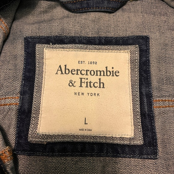 Abercrombie & Fitch - New York Denim Jacket - Picture 4 of 6